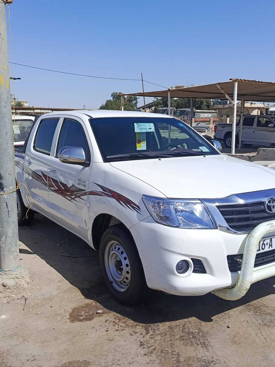 سلام عليكم رقم قادسيه بئسامينه 
تيوتا 14 عماني شاصي 12 
لسياره جاهزة تخم تاير وحداديه مكينه وكير 
ماشيه 255 لف لسياره مكفولة فتح وتبديل فقط رش ب لهلال جاملغ خلفي سعر 175 وبيهه مجال 
مكان لسيارة لسماوة مركز 
***********
