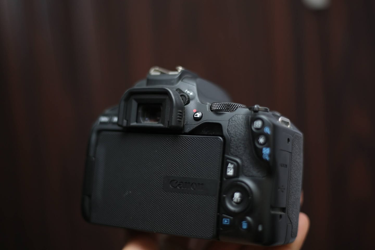 Canon 250d✨️
كاميرا كانون 250d لتصوير فديو برفيشنال💥
حاله نضيفه كسر زيرو مفهاش خربوش👍
شتر 1k يعني لسه أستعمال خفيف جدا👌
معاها كل مشتملاتها الأصليه✅️
_شاحن أوريجنال
_بطريه أوريجنال
_حزام جديد
_بوكس
_عدسه 18.55
يعني على الشغل على طول📷
وبسعر لقطه لسرعة البيع🔥
اللي محتاجها يكلمني وهقلو كل التفاصيل🏃
للتواصل:01024662671📱


**إذا كنت صاحب هذا الإعلان وتريد حذفه لأي سبب، رجاءا أرسل رسالة إلى الدعم الفني**