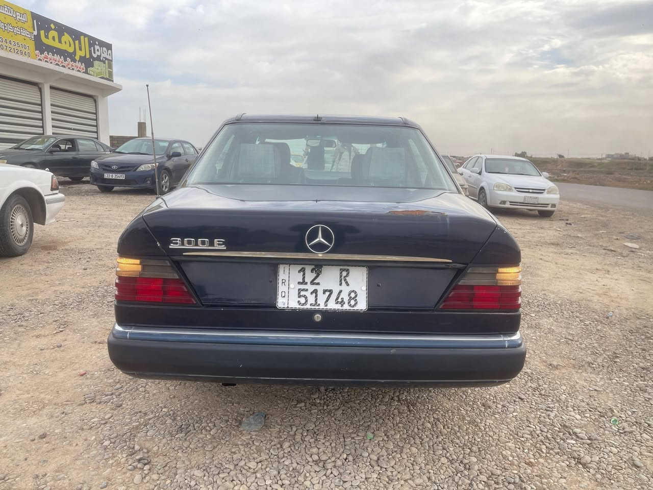 مارسيدس  دب موديل 89 رقم نينوى دولي شرط الوكاله و التحويل محرك وكير بطه 2500 شرط لاصرف ولا نفخ تبريد  تدفه كلو شغل وضع شركه صدر جديد كلشي جديد مصبوقه عام جماليه السعر 53 وبيه مجال العنوان موصل كيارة 
اتصل وادلل 
***********
