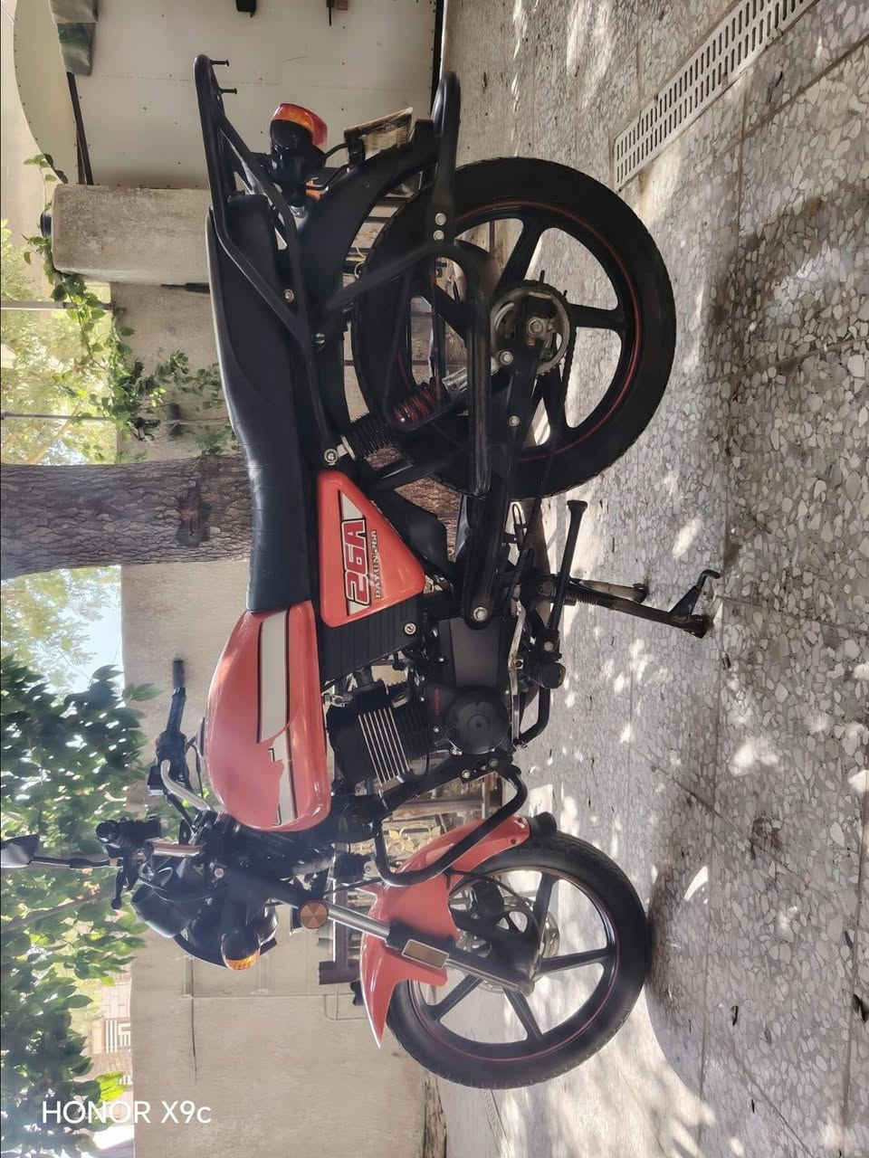 للبيع دراجة دايون نفخ 2023 مرقمه والسنوية بأسمي مكان كربلاء الكنطرة البيضه 
***********
سعر على الخاص
