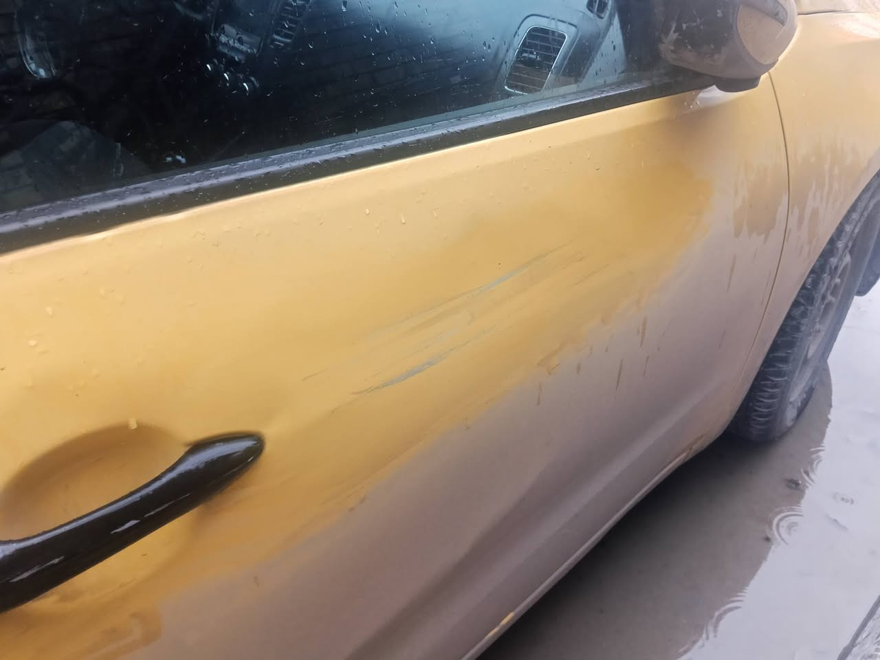 السلام عليكم فورتي للبيع موديل 2017 حادثه جاملغ خلفي ليبل واحد السياره مكانه بغداد الشعب مكينه كايمه السعر 105 قفل *********** واتساب
