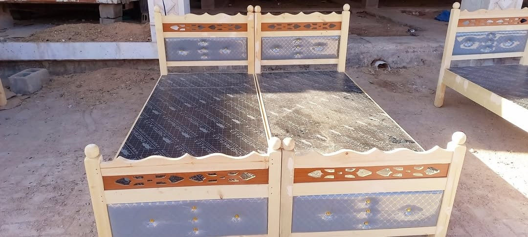 وجبه جديده من الجرابي
ورشة الفرشاة الذهبية لصبغ الموبيليا بأنواعها
بأدارة ..عمر جلود
خشب روسي 💪💪
بلايود اسود 👍👍👍
الأنبار - هيت -الزهور الأولى قرب متنزة الزهور
هاتف ***********
واتساب
