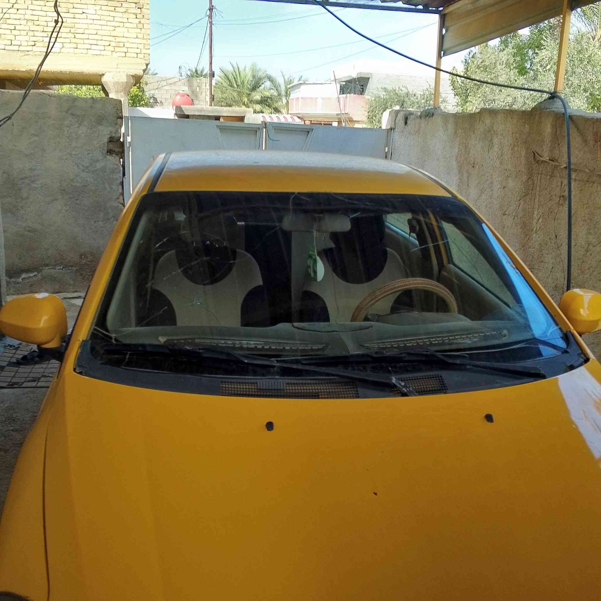 السلام عليكم ورحمه الله وبركاته من رخصة الادمن شيري فلاوين صبغ عام بدون  ضربةمديل 2013 كير محرك جدد تبريد يشتغل جديد دوشمة جديدة كهربائيات شغالة كلها زنون عالي رقم بصرة الماني صاحبها موجود تحويل مامسجلة هيئة حرة بيها بارئة ذمة تخم تاير مكان السيارة بغداد ابودشير او هور رجب السعر 28وبيهامجال  الطيبين واومراوس بسعر أقل منها ***********بي واتساب
