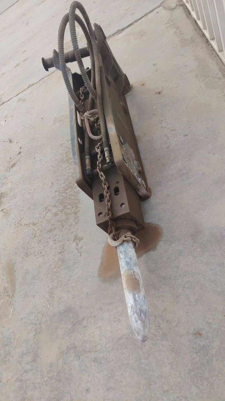 للبيع
جك همر حجم 1000
***********
