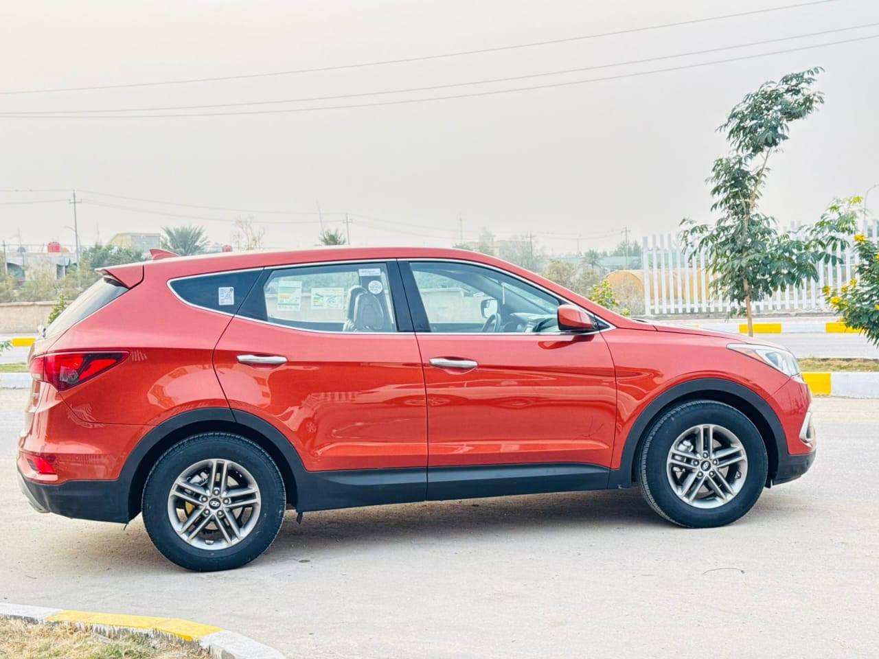 السلام عليكم هونداي سنتافي 2017 وارد امريكي  لون مشمشي  رقم ذي قار تحويل ثاني يوم مكينه 2400 مامفتوحه مكينه  اوكير اوتبريد حداديه تخم تاير جاهزه لااخير مواصفات نص فول حادث صبغ باب اوجاملغ فقط بدون ارباك  صور حادث بلمنشور  بجم كبس شركه السعر 147 بيها مجال لشراي  مكان ناصريه مركز *********** رقم صاحب السياره وكلوله من طرف تجاره السيارات
