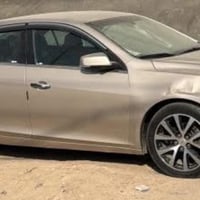 للبيع سيارة موديل 13مكفولة من الصبغ بيه نواقص بيسطة شراي يتصل 07803982...