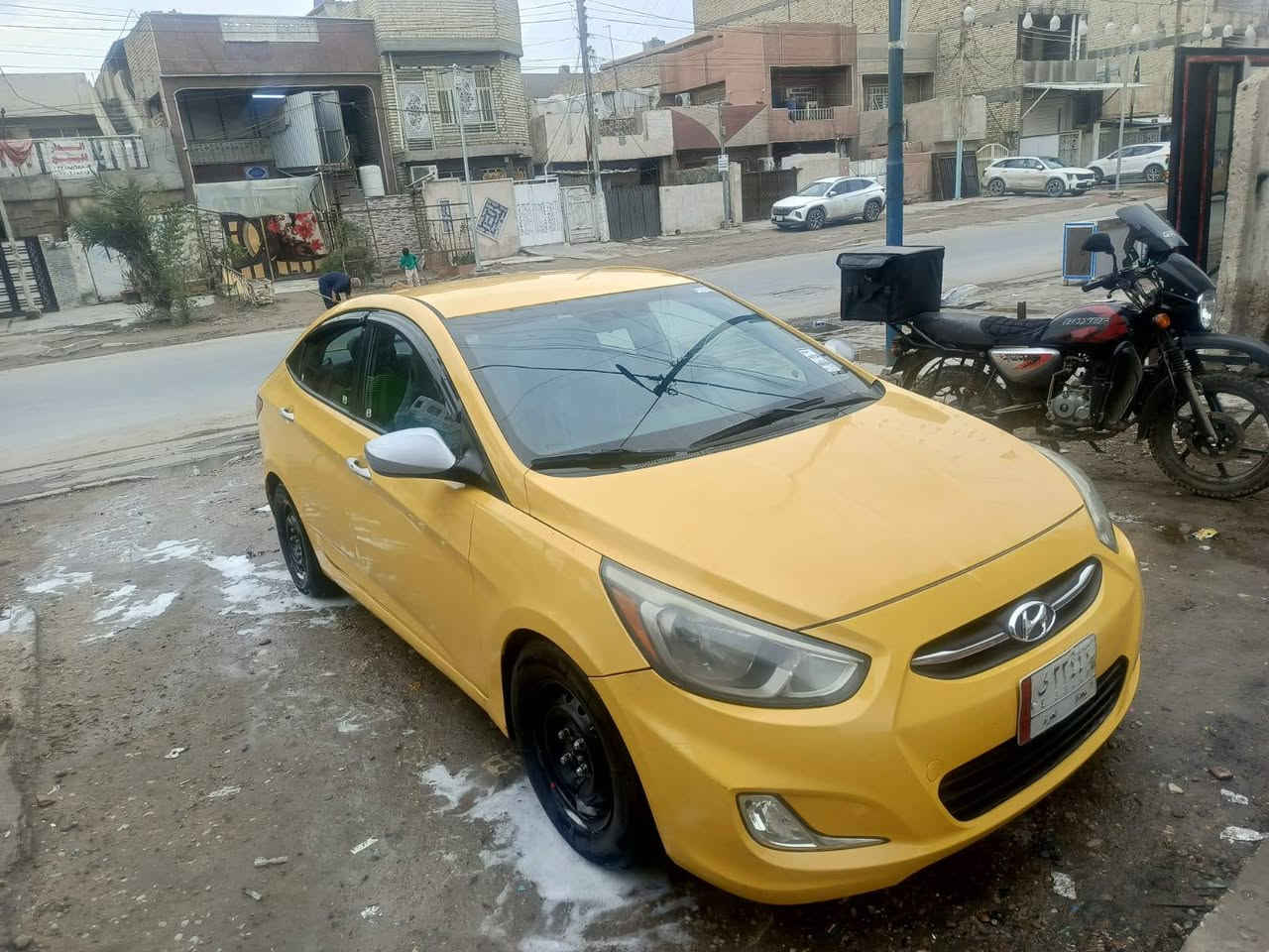 السلام عليكم اكسنت موديل 2015 بدون حادث فقط حالوب السيارة جاهزة من كلشي السعر  89 وبيهه مجال بسيط رقم الهاتف ***********
