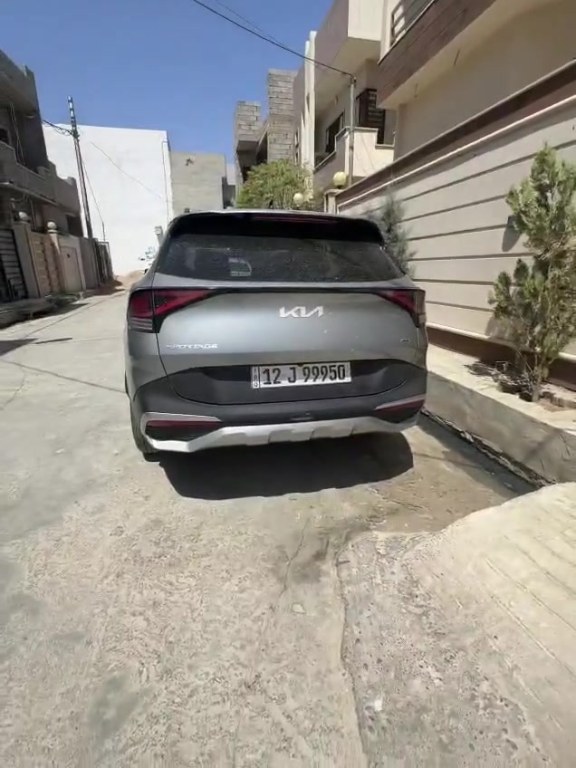 كيا سبورتج 2024 فول مواصفات ضرر جاملغ يسار مبدل اصلي ومصبوغ وربع البوند بلا ايربك بلا دواخل بشرط محرك 2500 جي دي اي ماشيه 30 ألف مايل باسمي سياره جاهزة وجديده للاستفسار الاتصال ***********/***********
