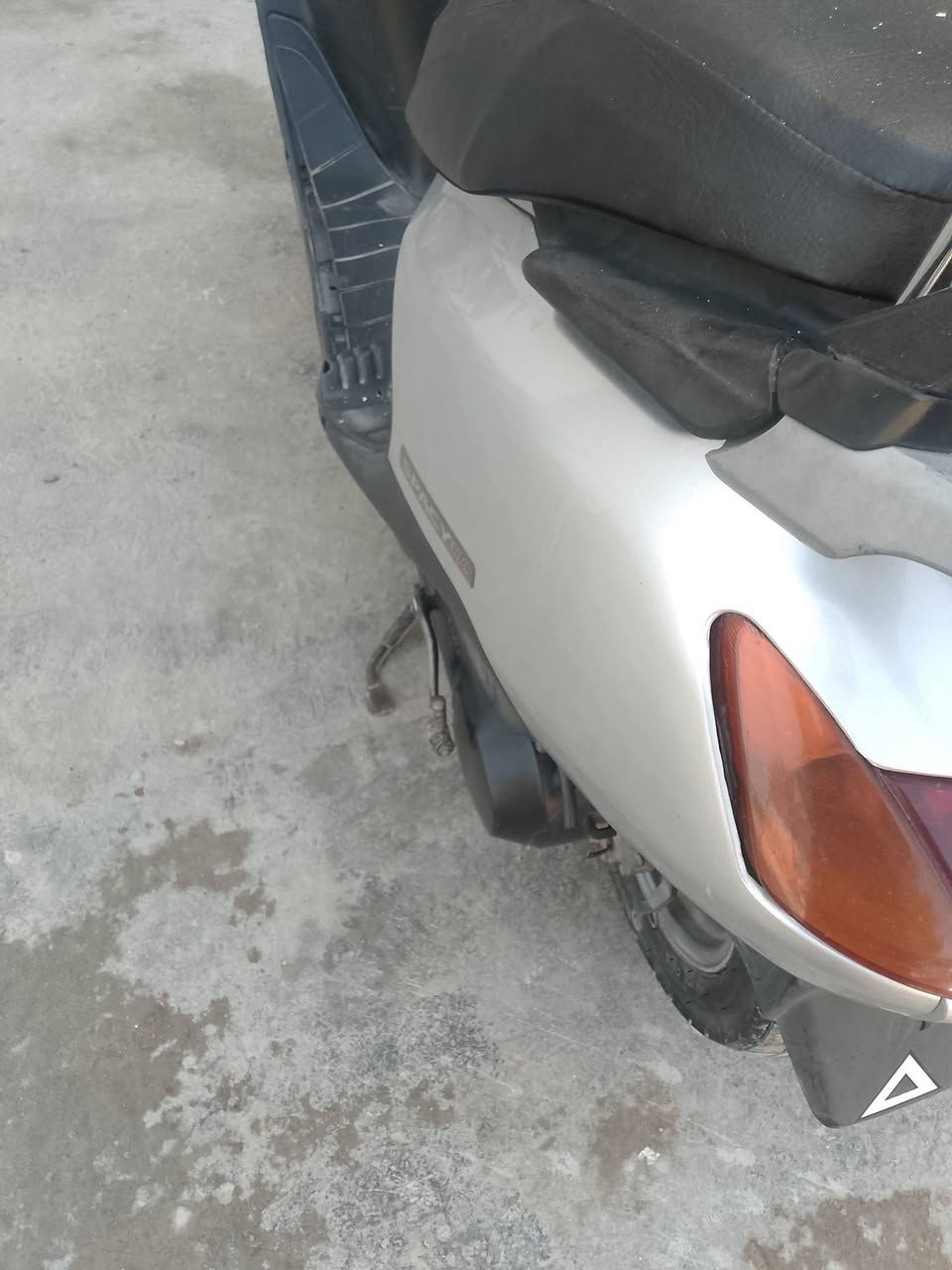 سلام عليكم سبيسي ياباني ياباني كل شغال سلف هندر مكينه شالع معدال كهربيات شغال وراق  كامل مكاني بغداد الشعله سعر ٣٥٠الف ***********
