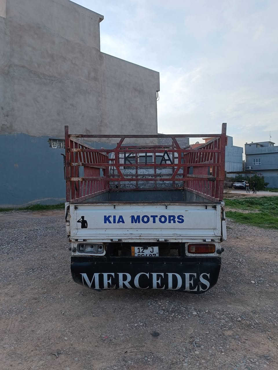 كيه فونتيره موديل 98 رقم نينوى سنويه بسمي      مجدده 30 شرط التحويل محرك كير اكسن طخم شرط طخم تاير السعر 66 وبيها مجال العنوان موصل الحمدانية ***********. ***********
