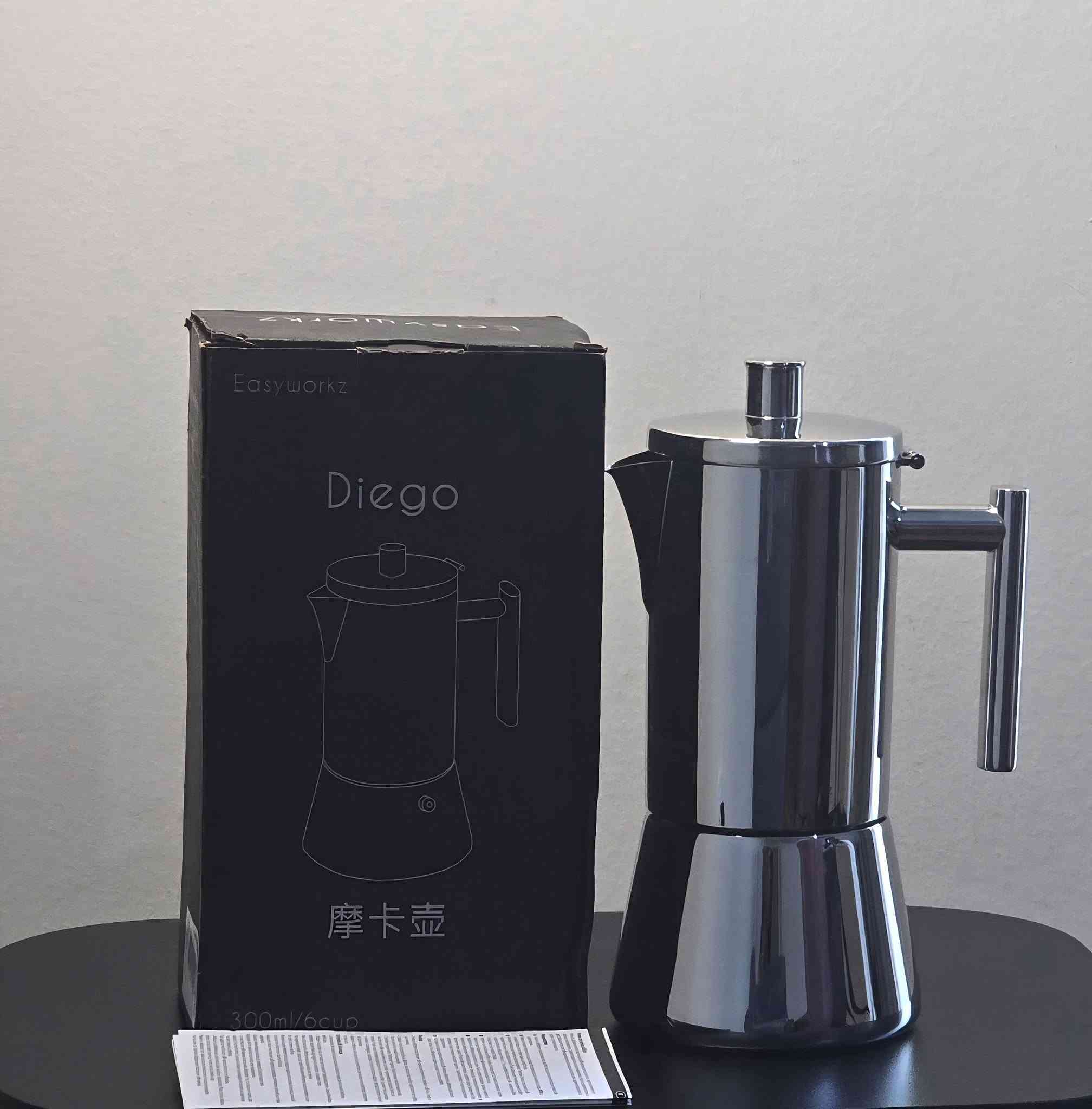 صانعة اسبريسو موكا بوت ماركة Deigo سعة ٦ اكواب من الستنلس ستيل كوالتي جدا عالي ثقيلة وزنها تقريبا كيلو متوفر توصيل لكل المحافظات


**إذا كنت صاحب هذا الإعلان وتريد حذفه لأي سبب، رجاءا أرسل رسالة إلى الدعم الفني**