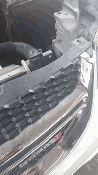 كرفان 2014 تبديل فلتر كير مع دهن
كرفان  2014 تبديل دينمو 
كرفان 2012تبديل تخم اذانات 
كرفان 2009 تبديل تخم دسكات خلفي و امامي 
كرفان 2017 تبديل دبلات امامي مع براد دهن 
كرفان 2012فتح نوزلات مع بلكات مع دريم شفت 
العنوان ساعه عدن خلف معمل الطحين 
***********  ***********
