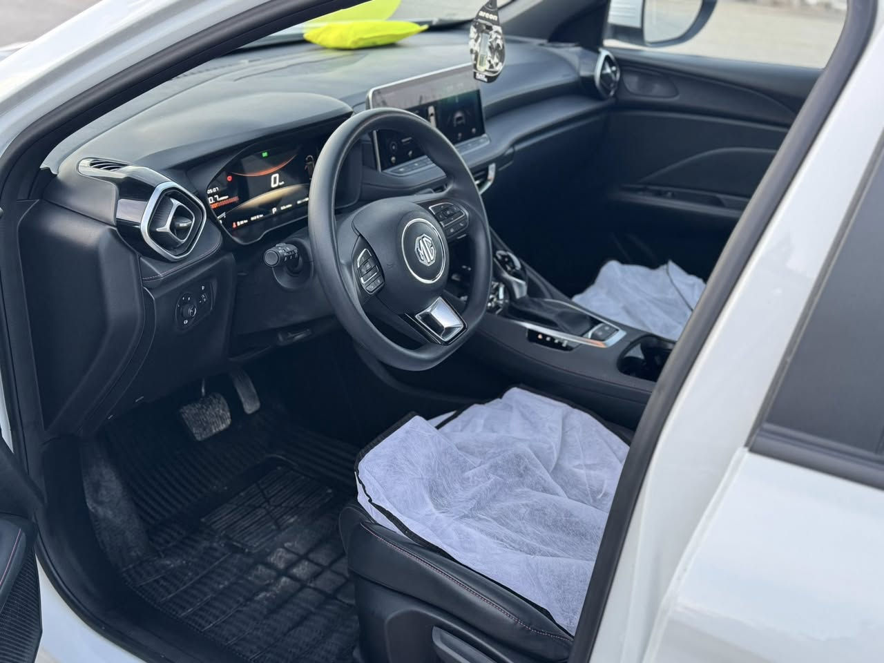 ئێمجی جیتی 2024 
شکڵ تازە 
فول مواسەفات 
بێ بۆیاخ بێ سارد بێ شوخت سۆنەرم داناوە 
11 هەزار ڕۆشتوە 
سعری 119 گەڵا 
***********
