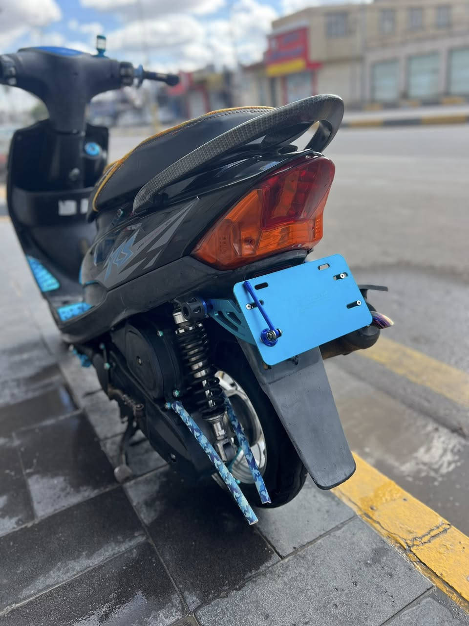 سلام عليكم للبيع ماكس مزوده تزويد كله كامل دراجه حلوه نضيفه وجديده اي احد ليكلي شكد سعره اتصل بيك خير وتدلل ***********
