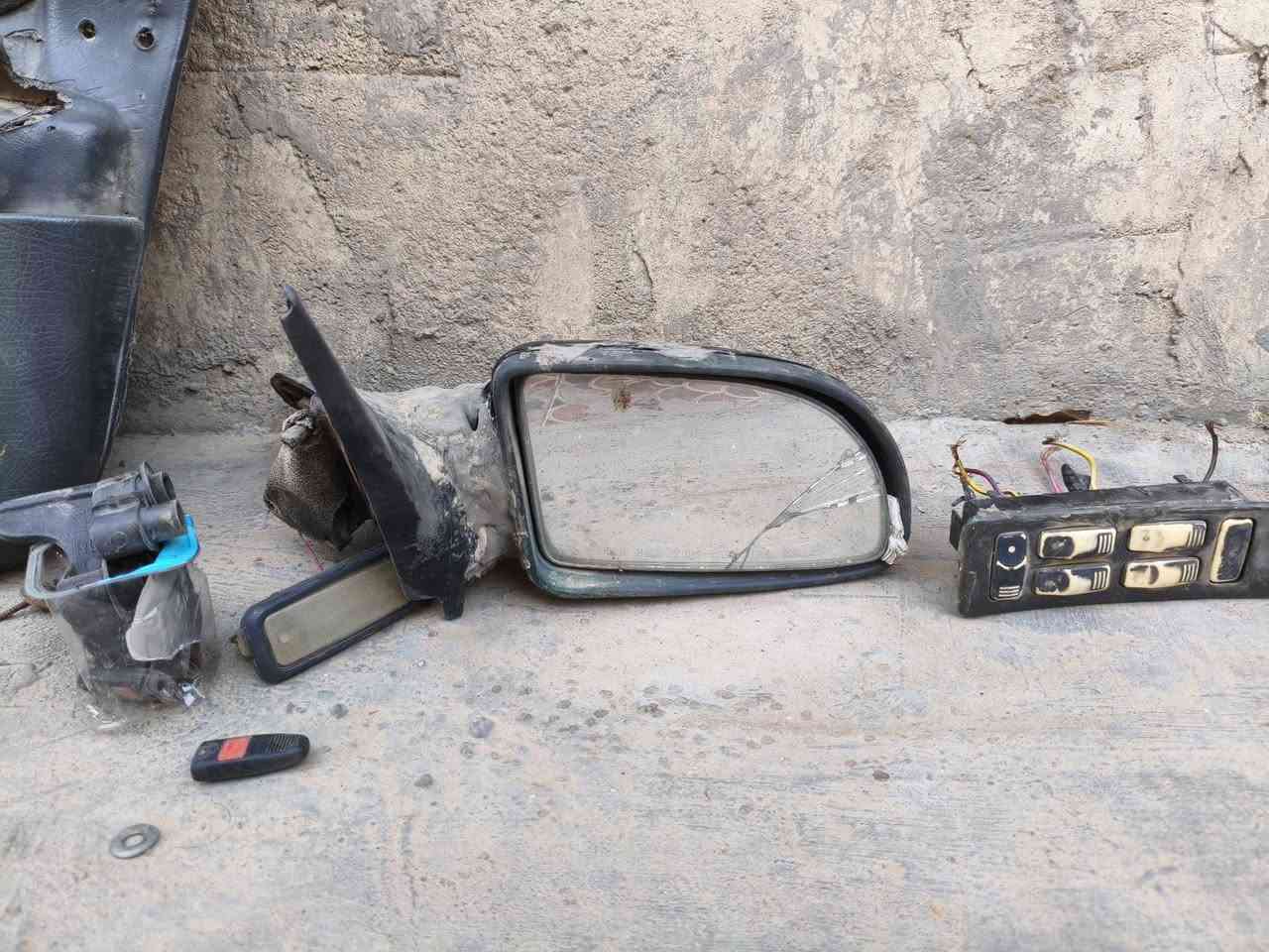 ادوات اسبرو  ٩٥ بطاين عدا باب السائق يدات كيلونات   جام ابواب  ماطور جام      ...  جبلة  
***********
