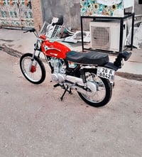 دراجه للبيع سعر 750 مكلف بل نشر صاحب دراجه عنده عمليه والدراجه رقم وسن...