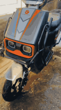 دراجه جواهر البرحريه دراجه نضيفه بس بيه صوت الويل الخلفي بس تعبر السرع...