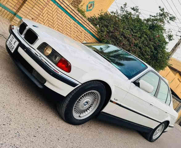 #_بيع_أو_مراوس❤️
:
(( بي أم دبليو 1995 حجم 750i خفاش ، فول مواصفات ١/١ ، محرك V12 ، ماشية 170 الف ، رقم بغداد بأسمي ، ارضيات و كتلوكات شركة و سبير منازل ، مميزة و نظيفة جداً داخل و خارج بحالة الشركة ))🌸
:
#_السعر / 230 ورقة💰
:
#_للإستفسار / *********** ☎️
------------------------------ بغداد
