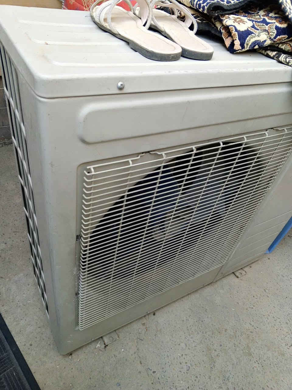 بغداد الدورة شارع 120نهايته ٧٥٠ قفل مابي مجال 
اربعه طن هذا جديد ونظيف


**إذا كنت صاحب هذا الإعلان وتريد حذفه لأي سبب، رجاءا أرسل رسالة إلى الدعم الفني**