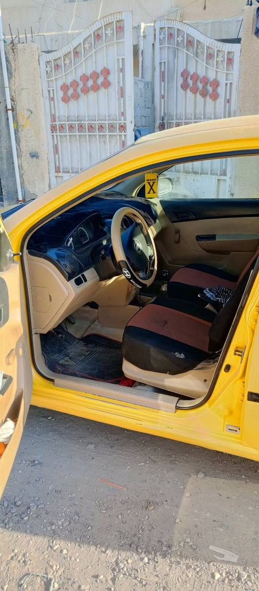 افيو 2010 خليجي 1500 مفتوح كير عادي رقم مثنى تبريد ومحرك وكير شرط حدادية 75بالمية باتري وتايرات جدد ضررها الجاملغ الامامي الايمن فقط والباقي مكفول السعر 53 وبيهة مجال بالواقع احلى من الصور العنوان السماوة *********** مراسلة واتساب على الفيس ما اجاوب
