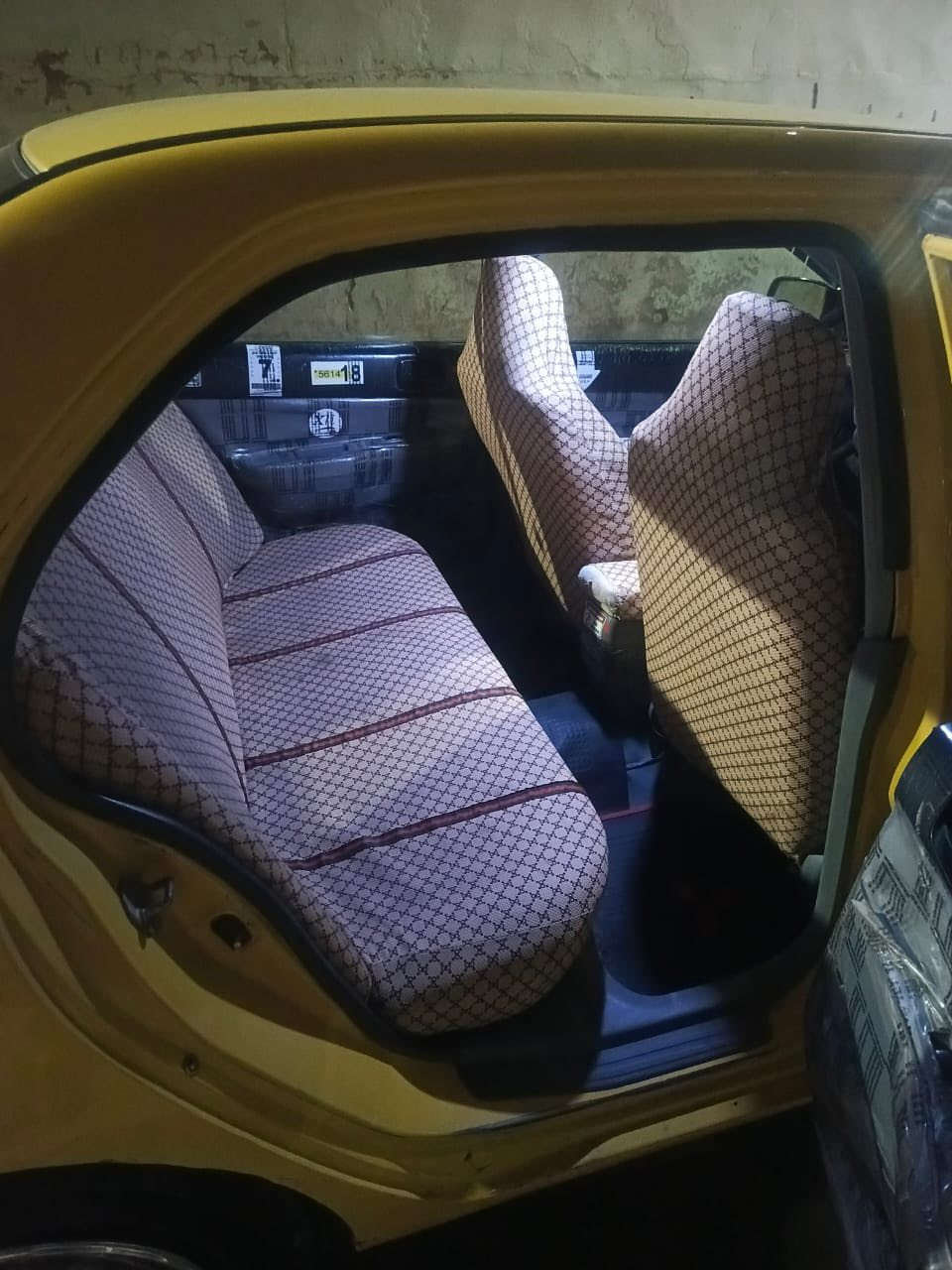 سلام عليكم لانسر تكسي للبيع كير محرك بشرط تبرد تدفئة كهربائيات كلها شغالة سيارة حلوة كلش للاستفسار اتصل على الرقم ***********
