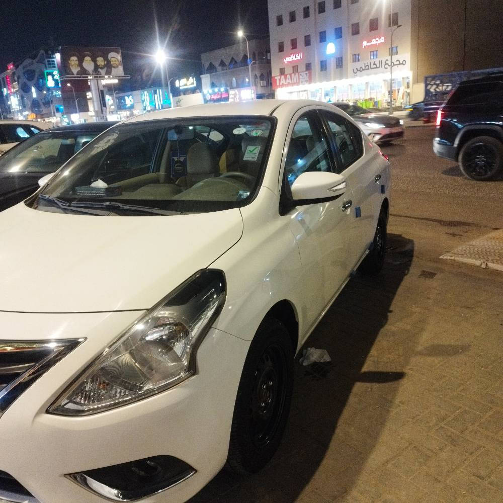 السلام عليكم نيسان صني مصري 24كفاله عامه السياره ماشيه 41الف و قابل للزياده السياره جديده استخدام شخصي السياره جاهزه 
تبريد قطعتين  
جام اربع كهربائي 
كشن جك 
شاشه كار بلي 
كامره 
اربع سماعات 
اشاره بل مري
السياره وضعية شركه تايرات شركة سبيرها شركه كتلوكات موجوده 
السعر124و بيها مجال بسيط كلش
*********** البصرة, العراق
