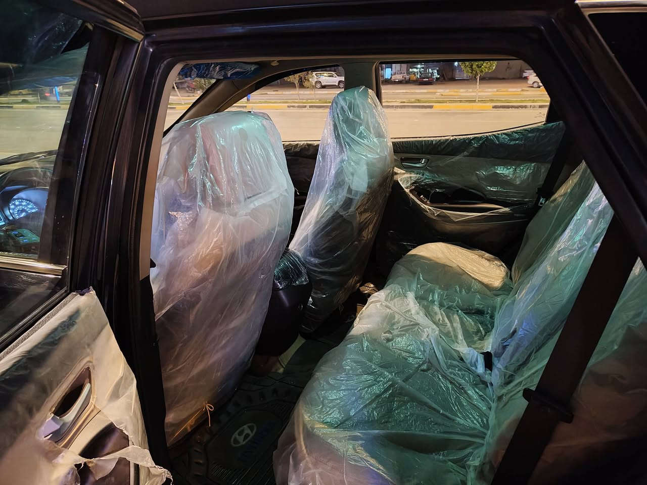 سلام عليكم سنتافي مديل 2018 وارد امريكي مكفوله كفاله عامه فول مواصفات وبدون فتحه تحكم ستيرن شاشه قطعتين تبريد كشنات جلد تدفه تبريد بلكشنات وبيهه مواصفات بعد هوي رقم واسط بسمي نضافه فول ترهم مراوس اذا اكو رقمي *********** قيم بليرضي الله
