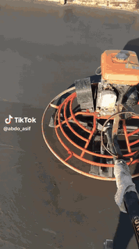 سلام عليكم موجوده هلكوبتر سقل تنعيم ا
رضيات اسكوف
 جملونات بسعار 
مناسبه وشغل درجه أوله 
***********
