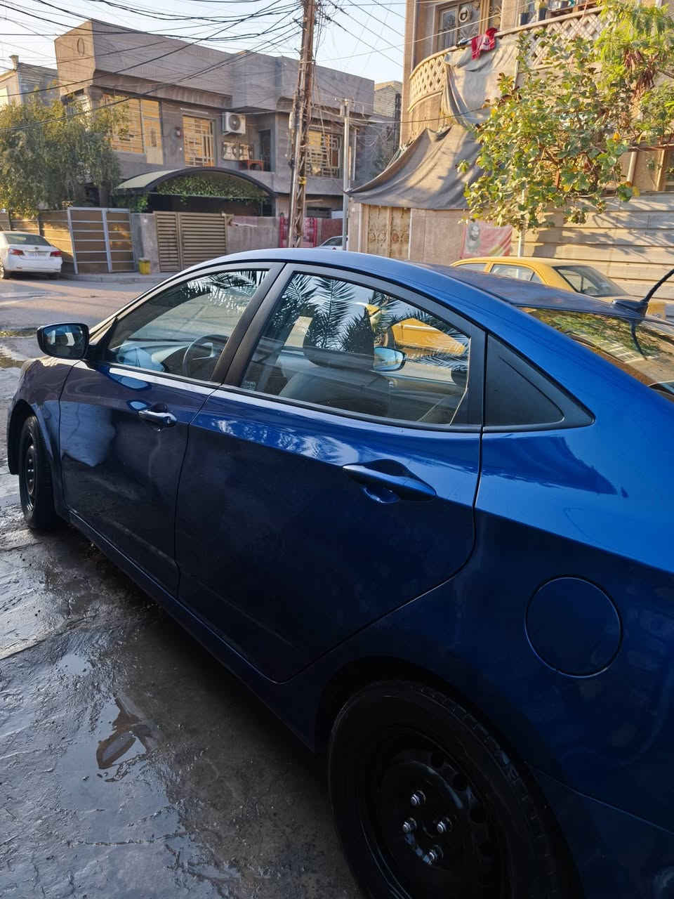 سلام عليكم اكسنت موديل 2016 امريكي حادثها جاملغ خلفي بسيط سيارة قطرة صبغ ما بيها كدامك نضيفة  تخم تاير  رقمها بغداد انكليزي  سعرها 82)متواجد واتساب ..***********
