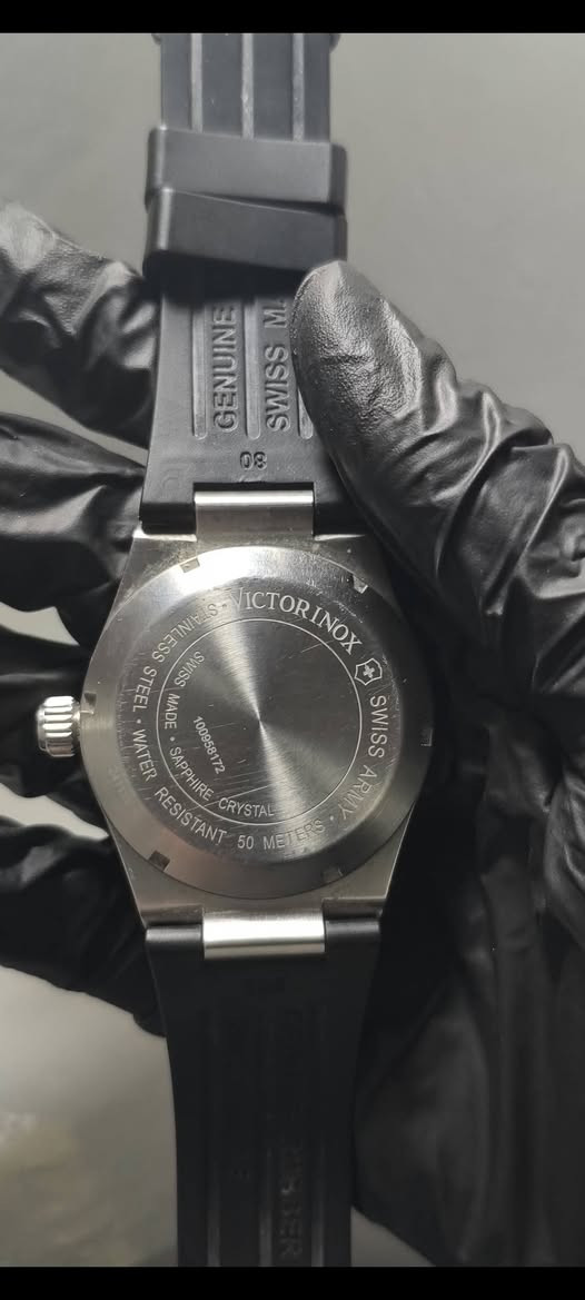 ساعه متميزه من سويس آرمي VICTORINOX
سويسريه اصل 
قطر 41
الساعه تحتوي عله ضوء خراجي 
وتحوي عله ضوء داخلي 
السعر 150 الف متوفر توصيل جميع محافظات العراق


**إذا كنت صاحب هذا الإعلان وتريد حذفه لأي سبب، رجاءا أرسل رسالة إلى الدعم الفني**