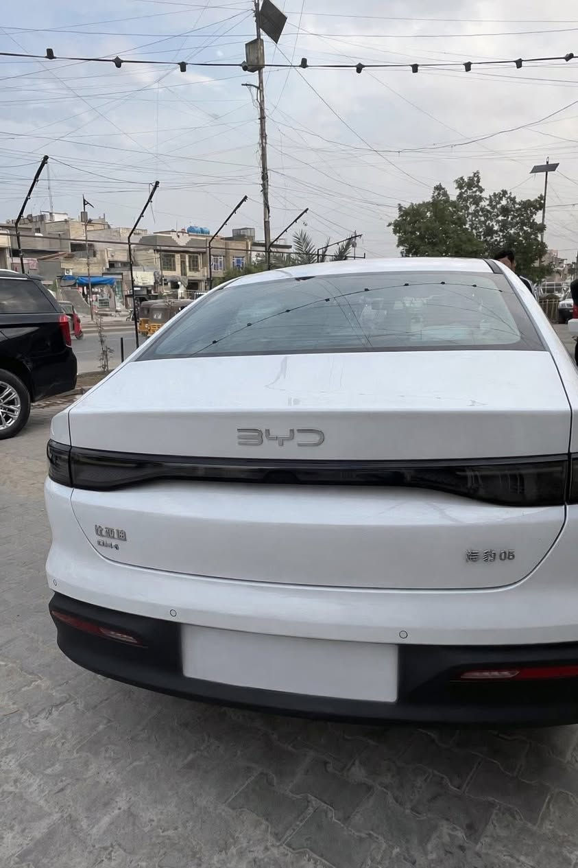 السلام عليكم
بي واي دي سيل فايف 2025

ماشيه4الاف فقط زيرو

رقم أربيل بسمي تحويل ثاني يوم

انتبه السياره : هايبرد & بانزين & كهرباء 

المواصفات

خليجي

حساسات خلفيه

حجم المحرك 1.5 

شاشه اصليه 

كامره خلفية

هند بريك كهربائي 

اوتو هولد 

مفتاح التشغيل بصمه + تشغيل عن بعد 

تحكمات استيرن 

دخول ذكي 

المقاعد جلد رياضي

قطعتين تبريد 

مكان السياره بغداد

الاستفسار اكثر

رقم الهاتف ***********
