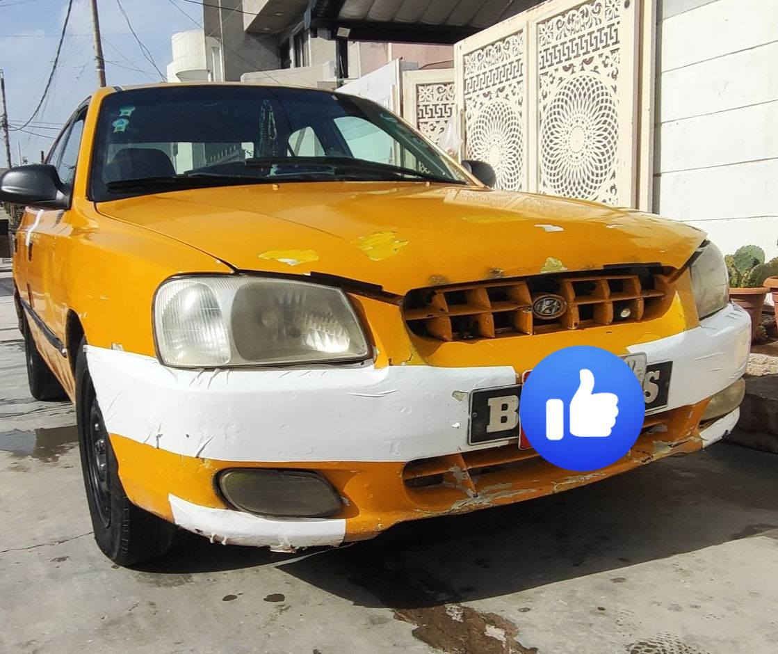 سياره اكسنت فيرنا موديل 2000
رقم بغداد للبيع 
 نقابه مصفر 
كهربائيات كامله 
تبريد + تدفئه 
تايرات طخم جديد 
صدر جديد 
بطاقه بانزين 

***********
