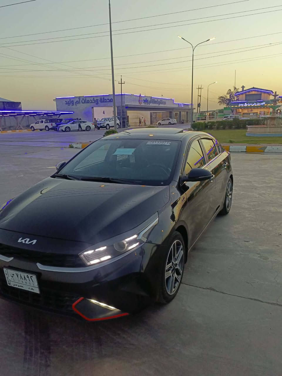 سلام عليكم فورتي 23 معوقين للبيع
السياره جديده ماشيه 38 فول حادث جاملغ امامي ومبدل باصلي نفس اللون ***********

سعر 142
