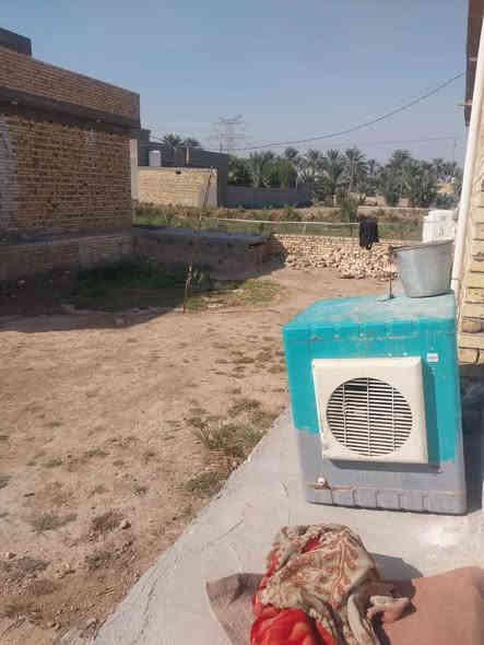 سلام عليكم للبيع دونم معه بيتين قرب ساده البوخطه نهايت حي نصر لبيوت جهزات من كلشي ***********
