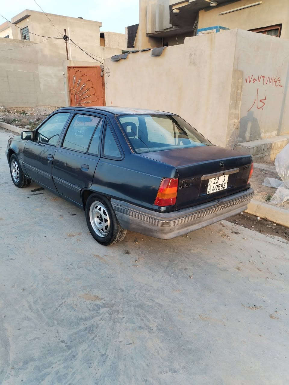 سياره كاديت
موديل   1991
دوشمه جديده✅
باتري جديد✅
وايرمنيه جاهزه✅
صبغ جماليه حزام✅
محرك 16🔥
كشنات استره✅
تدفئه نار🔥
رقم مسطره  سنويه 2029✅
سستم سماعات ✅
ستيرن باور✅
مكفوله من الضرر✅.           (***********)

سعر 27 وبيها مجال بسيط). (***********)
