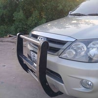 السيارة الظاهرة في الصورة "1000372575.jpg" هي تويوتا فورتشنر (Toyota F...