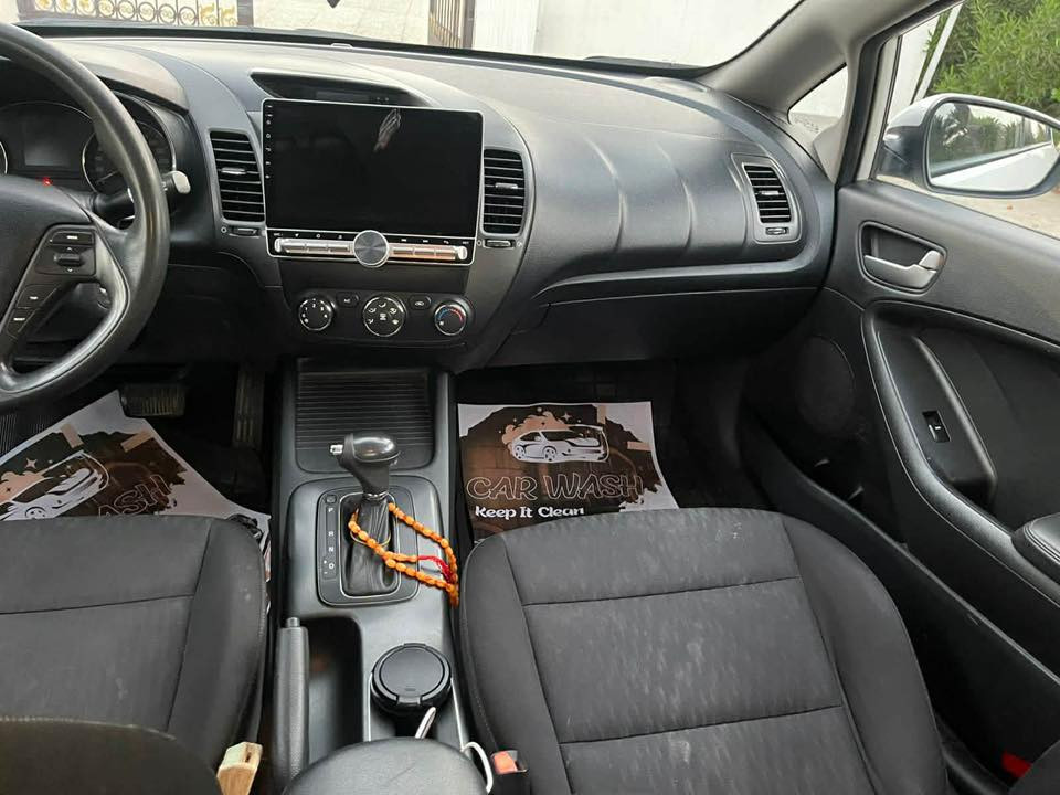 سيراتو 2014 خليجي مكفولة بدون صبغ ماشيه 80 الف  حقيقي بيها بارد بسيط بالباب السعر 127 وبي مجال  *********** رقم اربيل جديد
