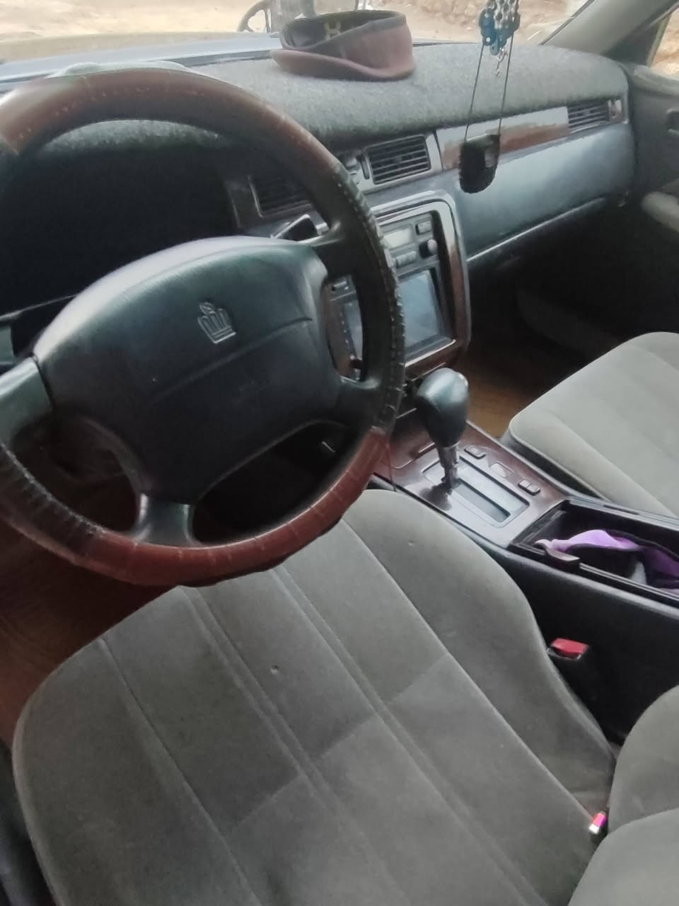 سلام عليكم راس الثور تكم مكفوله كص ونقل مديل 98 محرك وكيرشرط وصبغ ابلاد بيه بس جاملغ امامي مبدل  السياره رقمه بصره بسمي  مداور ثاني يوم بيع او مراوس بيكم جمره السعر 98 وبيه مجال لشراي ويدلل وهاذ رقمي  مكان السياره سماوه ***********
