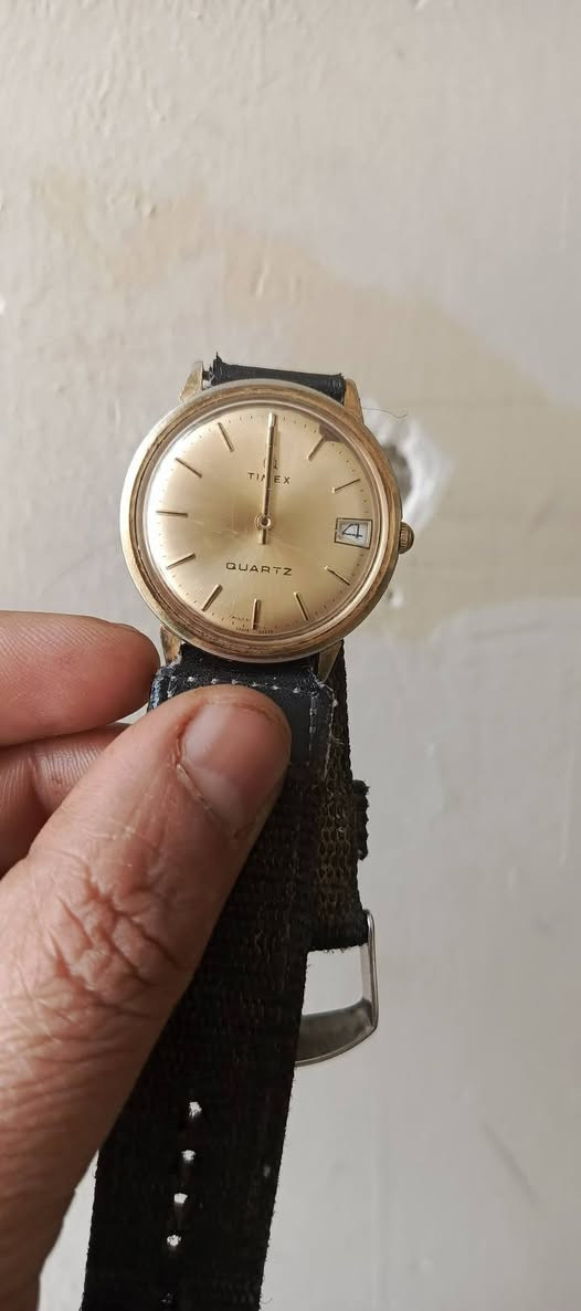 ماعرف بالساعات بس هنه صناعه سويسري توماتيك
سعرهن 125 ثلاثتهن


**إذا كنت صاحب هذا الإعلان وتريد حذفه لأي سبب، رجاءا أرسل رسالة إلى الدعم الفني**