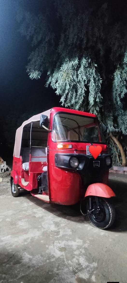 سلام عليكم
من رخصت الادمن 
تكتك موديل 2018
تكتك خير من الله اكسل ومكينه خير من الله 
تكتك ما ذب عليه ربع كبل لشارع 
رقم انكليزي رقم ديالئ تحويل ثاني يوم 
مشروع وطني تكتك ما نقصه برغي 
مكان ديالئ بعقوبه 
السعر 4600
وبيه مجال 
***********
