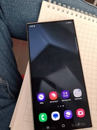 سامسونج S24 الترا • ٢٥٦ • مستعمل قليل