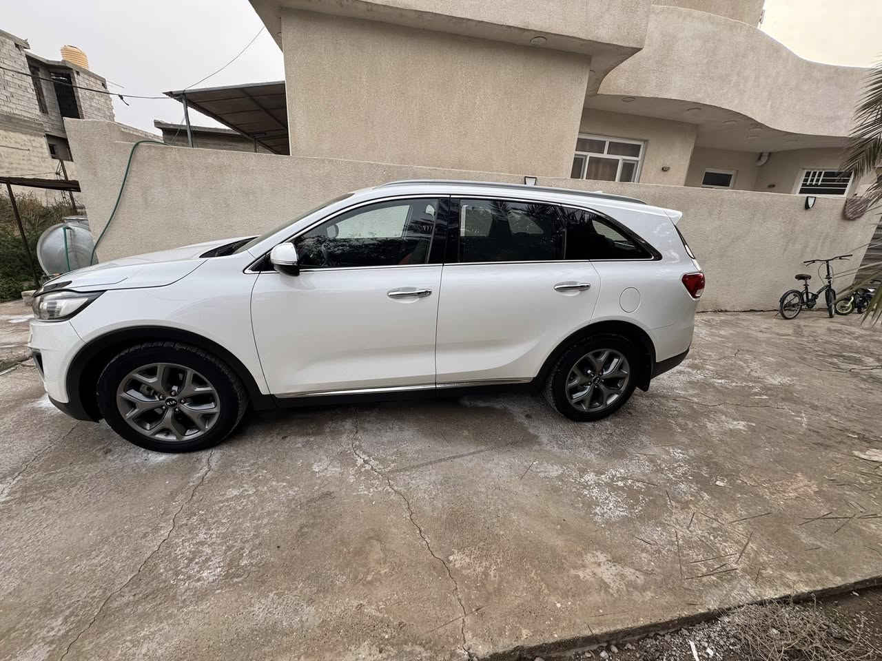 سورنتو2016 خليجي
رقم بغداد تحويل مباشر

6 سلندر 3.500 

بانوراما

ماشيه100 الف حقيقي

بيها شبر صبغ بجامرلغ الايمن ووعابر شويه ع باب بتون فتح 

حساس امامي خلفي

كشنات جلد وكهرباء 

 3 قطع تبريد 

كير اوتو + عادي

مثبت سرعة

تحكم سترين جهتين 

بردات نوافذ للمقاعد الخلفية

مري ترحيب عند الإقتراب +أشارة

جنطة كهرباء(ذكية) 

السعر 197وبيه مجال 

مكان السيارة ديالى الغالبيه 

***********
