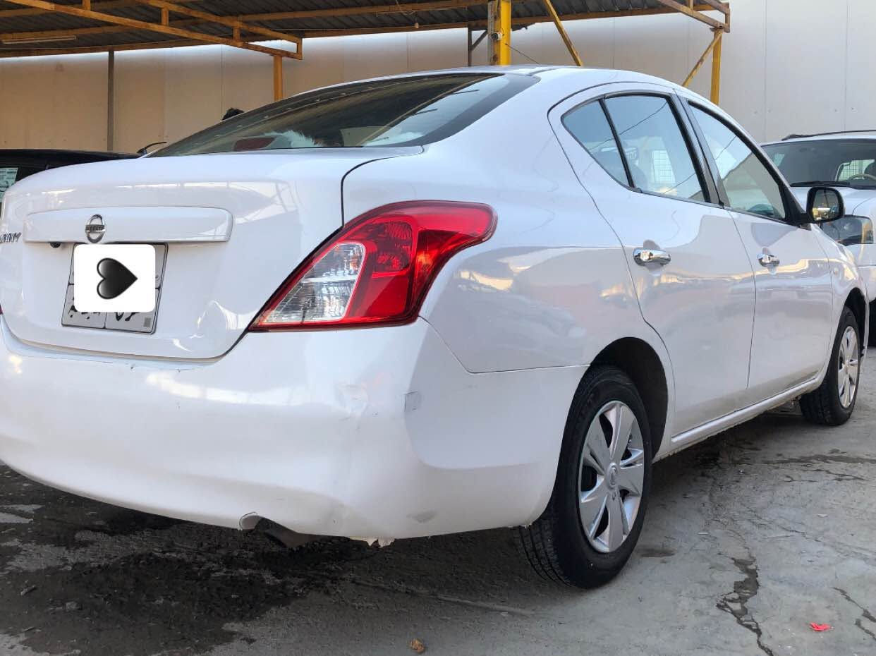 نیسان سەنی مۆدێل 2013  جوار بارچەیبۆیاخە بێناوگرتن.  سەناوی بەسەرچووە.  دەسک. هستیلوو.     ئەیبیهس.    خلیچی.  سفری سلێمانی.       ١٤٥ هەزار. ڕۆشتوە.    گێڕو مەکینەی. بەشەرت.     *********** السليمانية, العراق
