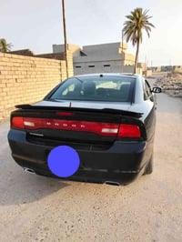 وبركاته جارجر للبيع موديل 2011سيارة نضيف وجاهزة بيها باب السايق صبغ فق...