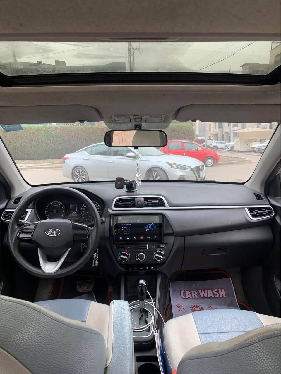 رينا هيونداي خليجيه ٢٠٢٠ كامل موصفات فتحه تحكم سياره بيه صبغ جاملغ وبنيد فقط ماشيه ٨١ الف 
سعره ٩٣ وبيه مجال 
للاستفسار :***********
اليرموك بغداد, العراق
