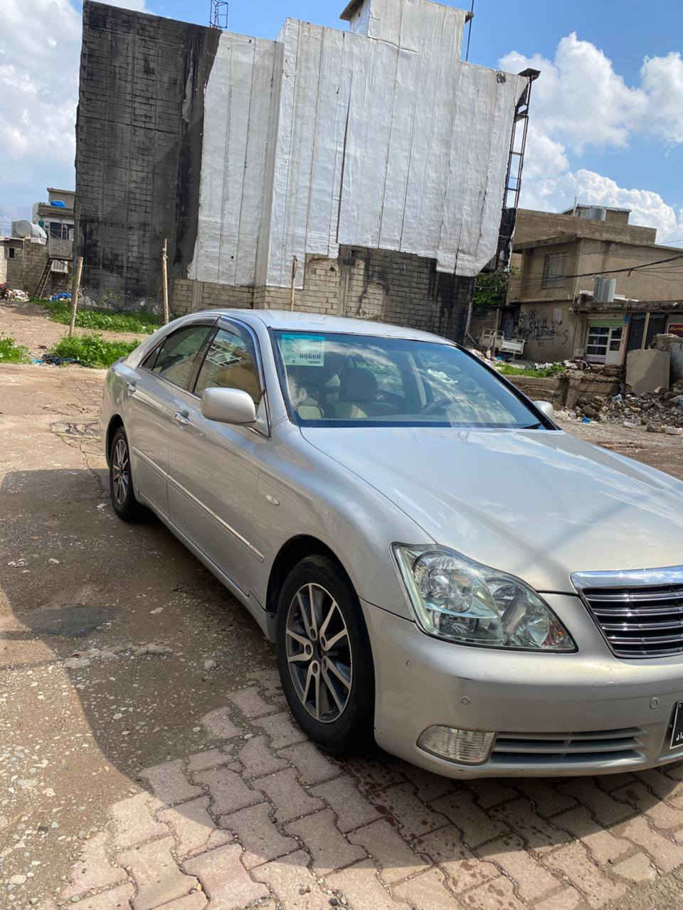 بەناوی خوای،گەورە.
توێتا کراون شاهینە ٢٠٠٥ بەحری بەسمە رەش بڕاوە  ١٨٢ بۆ فرۆشتن ناوزەرد دو دوگمە سوکان کارەبا مشت لێکزس لایت ناوچەی کوێر  گێڕو مەکینە بەشەرتی ١٠٠ فیتەر برێکی بەستراوە کونی گەرمی گیراوە کامل مەسروف کراوە  نمونەیە لە جوانی و پاکی ناوو دەری یەک لەیەک جوانتر تەقەو ڕەقە بەشەرت کارەبایی و تەبرید ساردو گەرم و لەمس و شاشە و کامێرە بەشەرت ئاوێنە شەفت بێ چاڵ و شوخت چوار تایە و ویلی لۆک لۆکی بۆ بەستراوە پێش و پشتی کەپسە دەعم و لێدراویی بە گیانیەوە نیە سەقف و حیزام بەشەرت  ماڵی دۆستە بێمەسروفە و تنوتۆڵە تەنها لە سایەقێکی کەمە قیست و قەرزم نیە گۆڕینەوەم نیە تەنها فرۆشتنە 

نرخ:٤٨ گەڵا و معامەلە
شوێن:هەڵەبجەی شەهید
ژمارەی موبایل:***********
تب: ڤایبەر و وەتسئەپی لەسەرە
