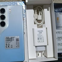TECNO CAMON 40 Pro 4G نظافة الجهاز ١٠٠/١٠٠ زلغ مابي  كامل ملحقات شاحنة...