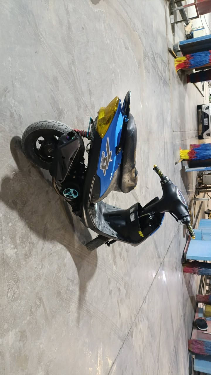 سلام عليكم
دراجه 
ماكس عدله 
بوشه 55الدراجه 
هاون تخبل شعله شك الكاع 
معدل يخبل بيه صلنصة رايضي 
الدرجه كلش كلش حلوة نكره سلف 
كهربيات كله شغالة الدرجه كله كملة نقص 
قبق هندر لا نضوح لا تبخير لا تنقيص مكان بغداد 
***********بي وتساب خاص ماعدي رسلني وتساب وبخدمتك
