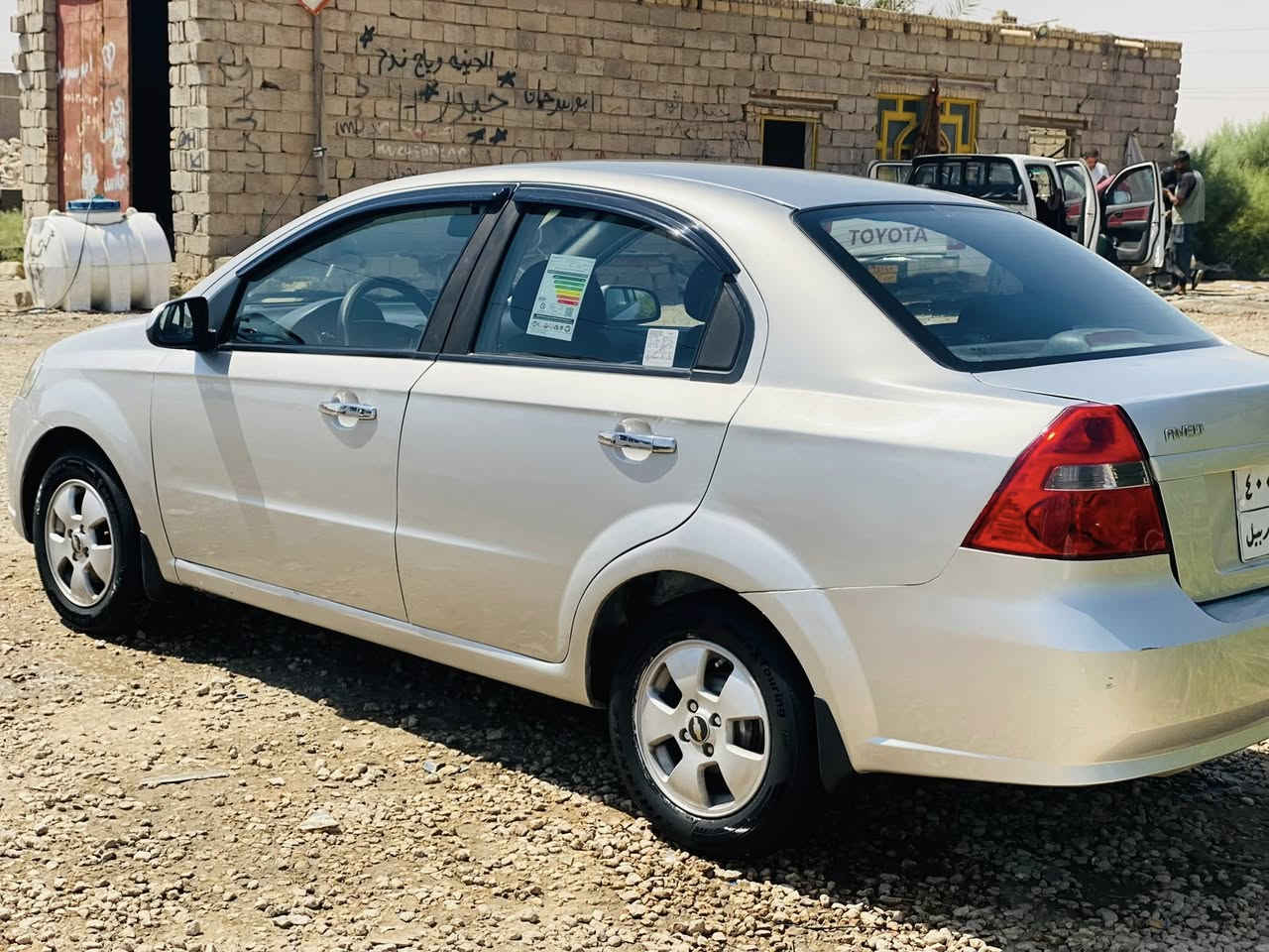 افيو 2015للبيع اومراوس حسب القناعه السياره مكفوله كير محرك تبريد تتدفه حداديه تخم تاير سياره ماعايزه برغي شرط بيه بس طخه بجاملغ الخلفي ومصبوغه عام بس سياره جديده معنه الكلمه ضابطه مال جناي المكان ناحيه القادسيه السعر 66 وبيه مجال بسيط 
اتصال ***********
