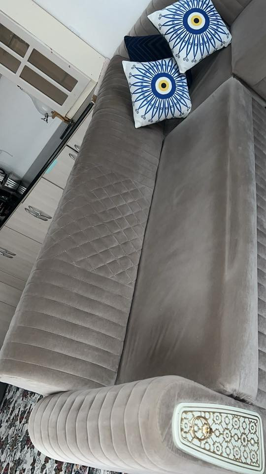 قەنەفە
١٠ نەفەری
سلێمانی
١٣٠
***********
